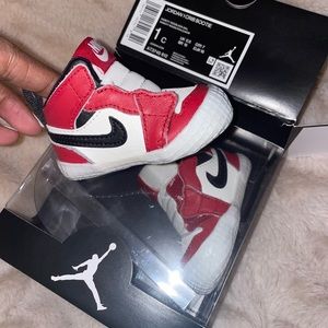Crib size 1 Jordan 1 great condition